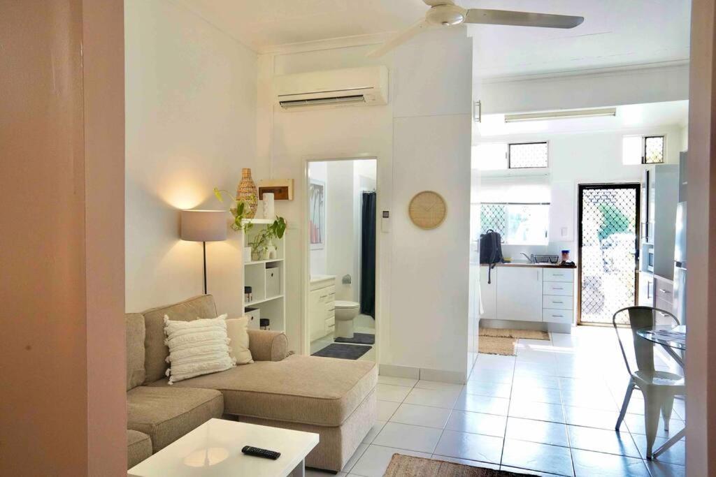 Lovely One Bed Room Apartment Right In The City Darwin Exterior photo